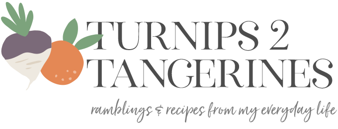 Turnips 2 Tangerines Logo