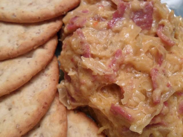 Super Easy Hot Reuben Dip super easy