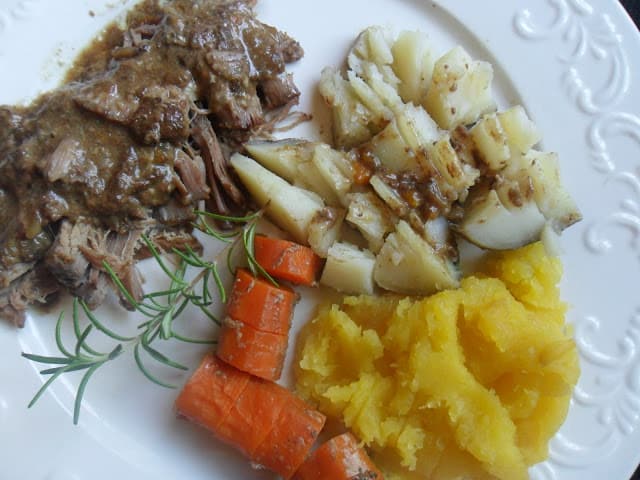 Favorite Slow Cooker Beef and Vegetables favorite slow cooker