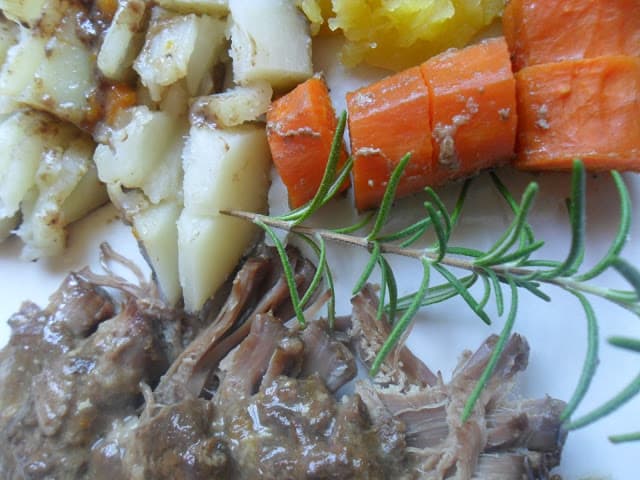Favorite Slow Cooker Beef and Vegetables favorite slow cooker