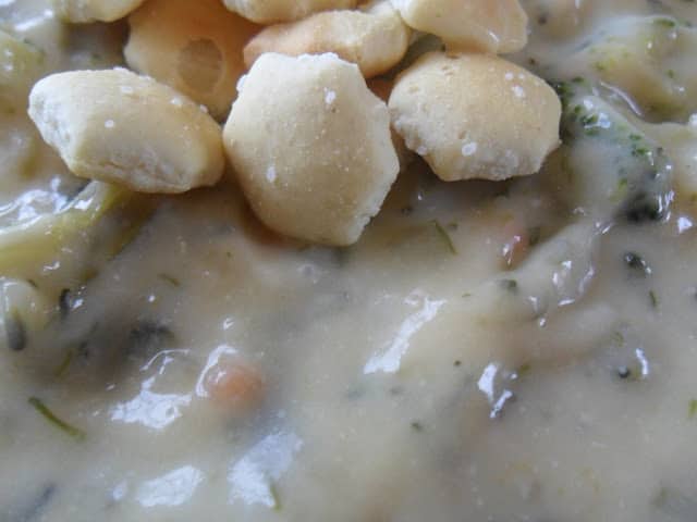 Cheesy Broccoli Soup
