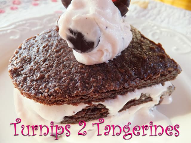 Heart Shaped Brownie Sundaes