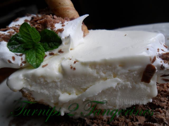 Frozen Grasshopper Pie frozen grasshopper