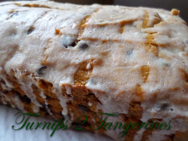 pumpkin chocolate chip bread 