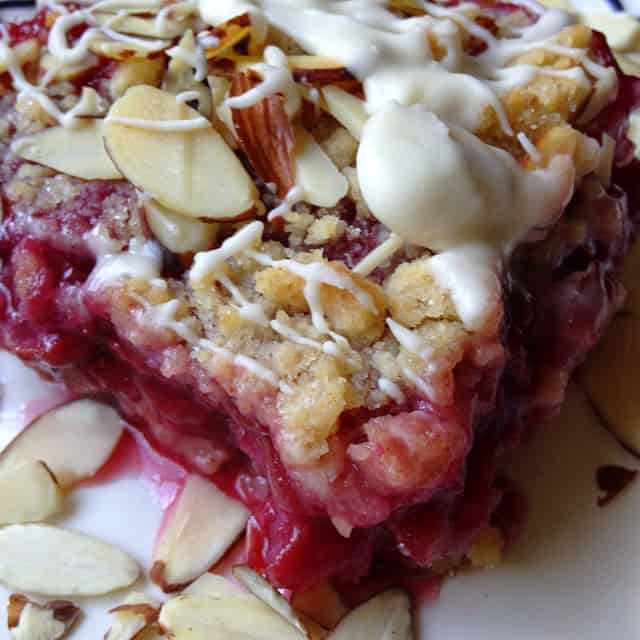 cherry crumble