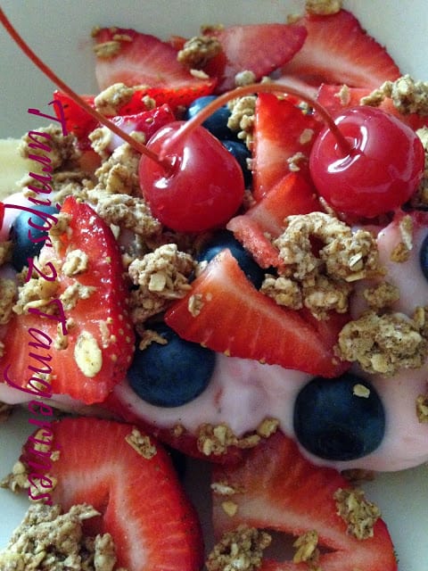 Banana Split for Breakfast banana split