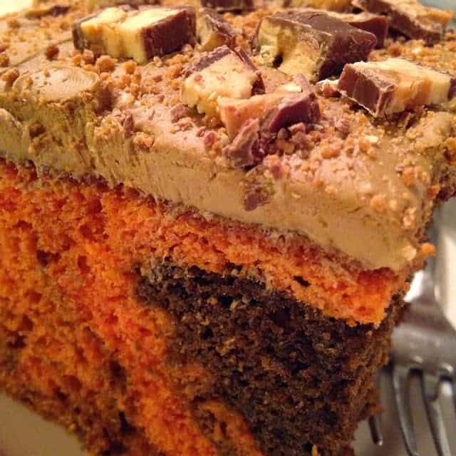 Autum Swirl Cake with Maple Bacon Frosting autumn swirl