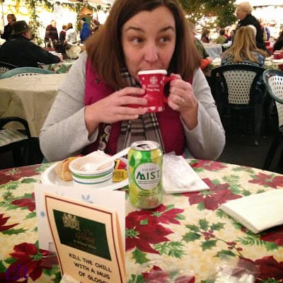 Christmas Traditions wine
