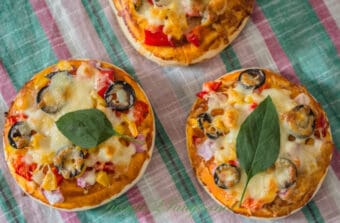 mini pizzas 